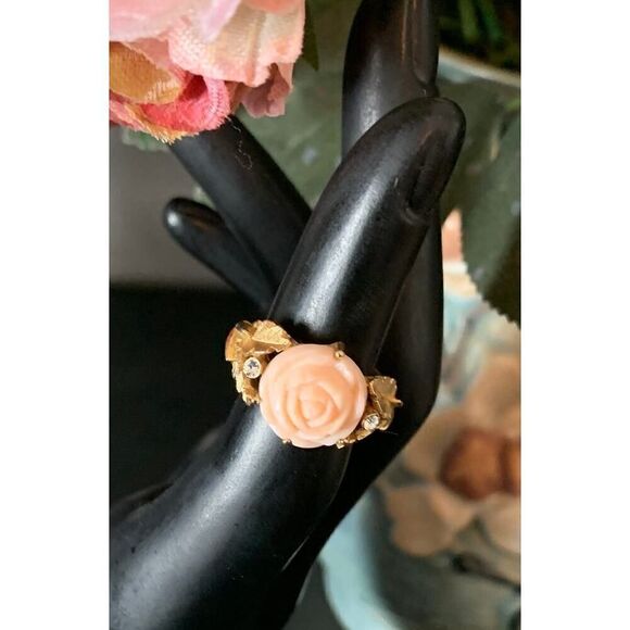 Avon Lovely Peach Rose ring in Gold plate, Vintage - Picture 1 of 5